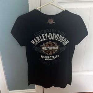 Women’s Harley Davidson shirt.